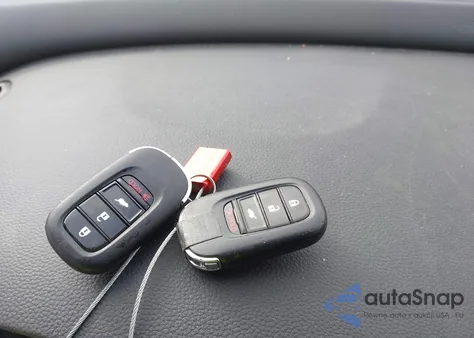 2024 Honda Hr-V Awd Lx z USA, uszkodzony, nr VIN 3CZRZ2H35RM762753